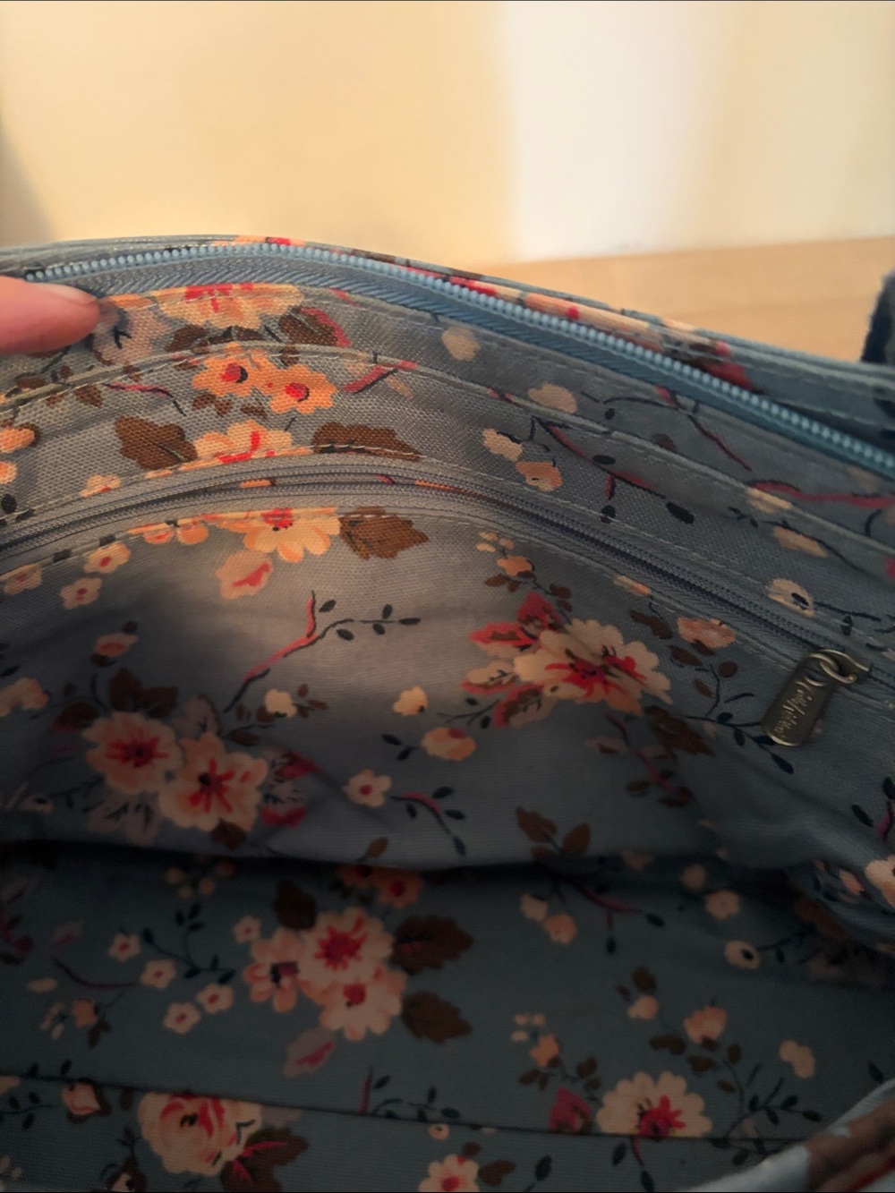Large Cath Kidston Floral Crossbody - Picture 10 of 12